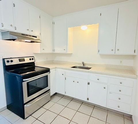 5th image of 125 S L St #6