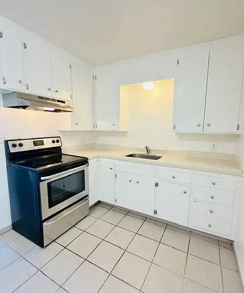 125 S L St #6 — Photo 5