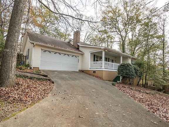2nd image of 157 Holly Hills Court