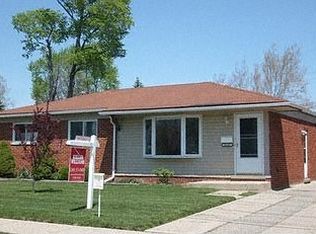 30348 Shiawassee Rd, Farmington Hills, MI 48336