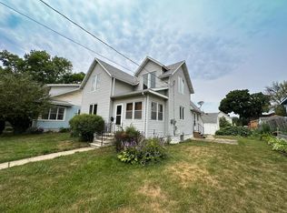 307 6th St NW, Rochester, MN 55901