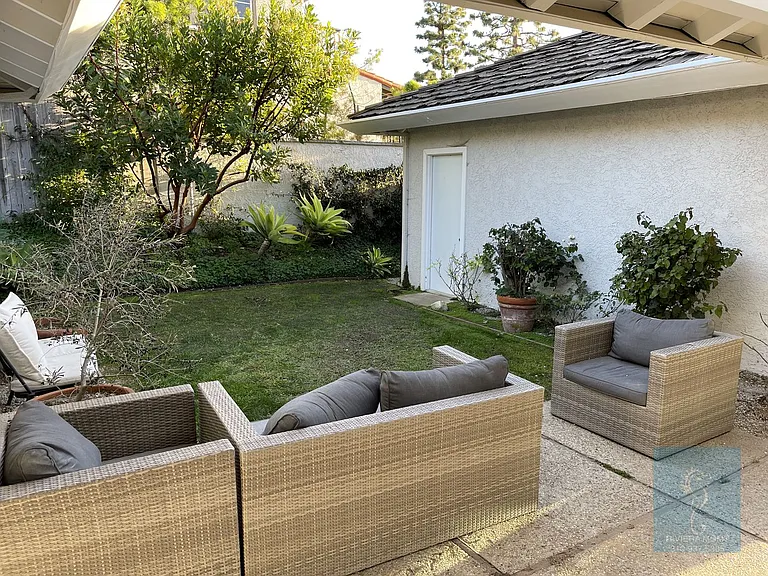 2408 Via Pacheco — Photo 10