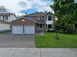848 Fairlawn Ave, Ottawa, ON K2A4C2