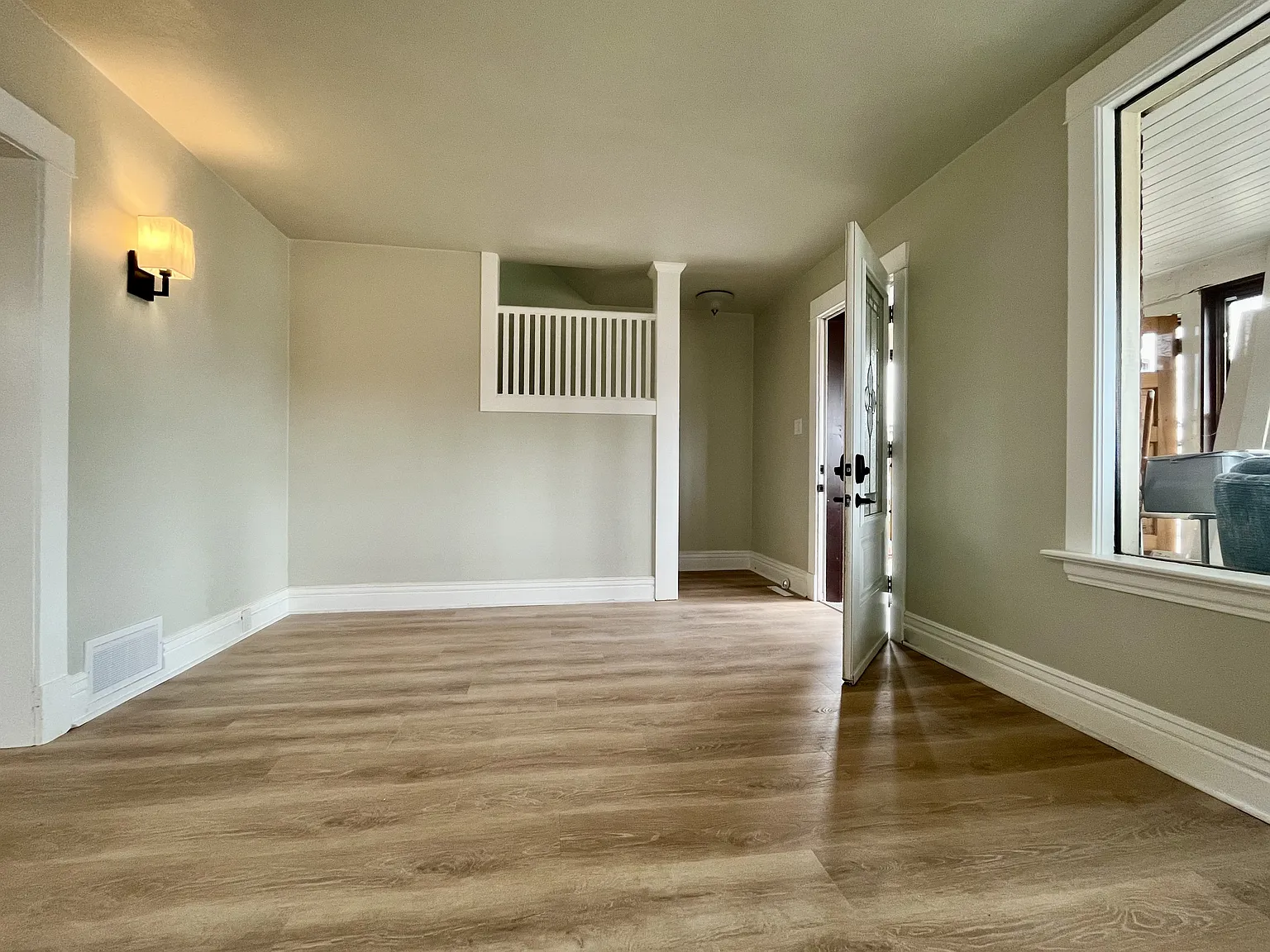Main Floor - 531 Luci Ct Thunder Bay ON P7E 1H2 — Photo 1