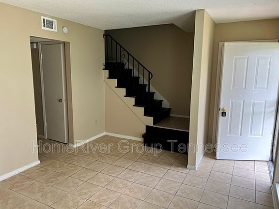 4th image of 3431 Barbwood Dr