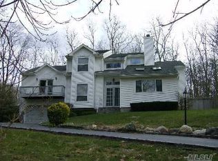 64 Maple Pl, Huntington, NY 11743