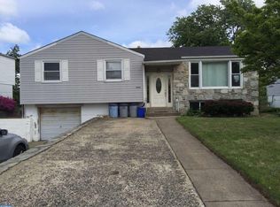 11055 Bustleton Ave, Philadelphia, PA 19116