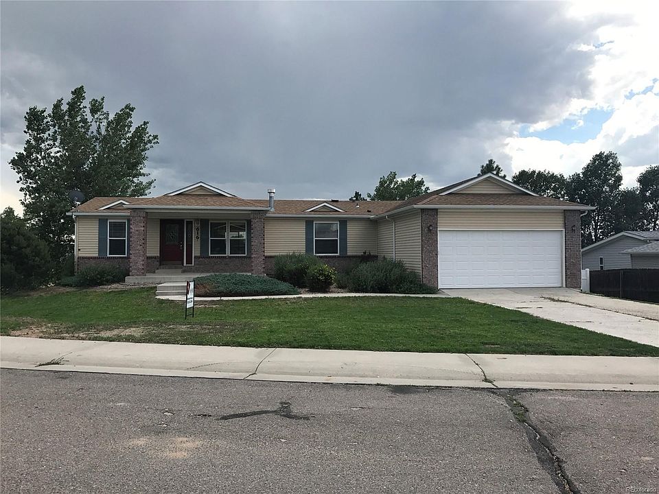 Beautiful Huge Corner Lot