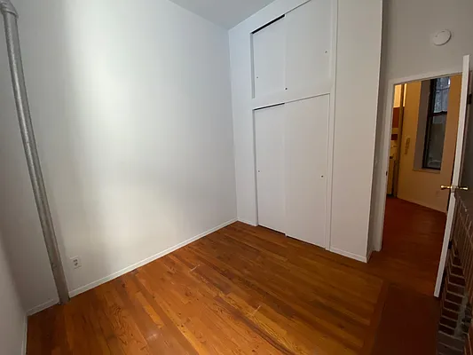 Rented by GreenVill Real Estate LLC | media 15