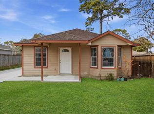 7125 Farnsworth St, Houston, TX 77022