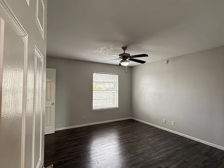 1543 Babcock Rd — Photo 57