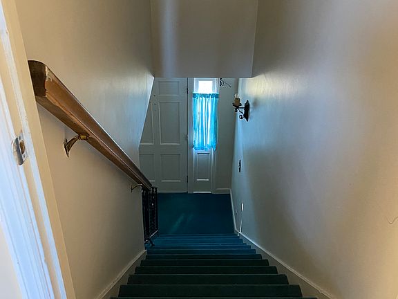 Private front entry, stairs and hallways must not be used for storage or otherwise obstructed for maintenance or fire hazard.