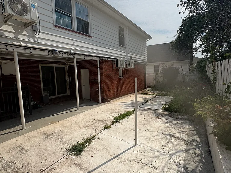 505 Saint Marks St #1 — Photo 13