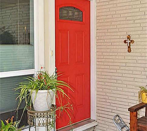 2nd image of 204 Jonquil St