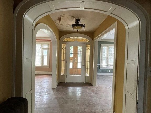 2nd image of 11320 Lake Ave