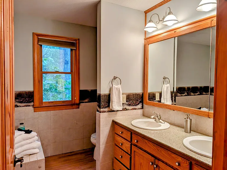 524 Stornoway Dr — Photo 31