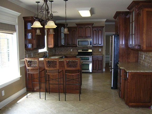 5th image of 2510 Wyngate Dr