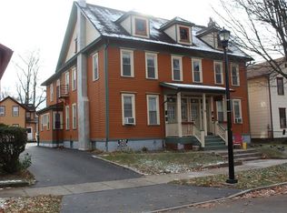 77 Hamilton St, Rochester, NY 14620