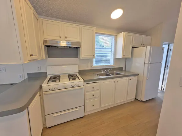 515 River Rd #25, Rio Vista, CA 94571