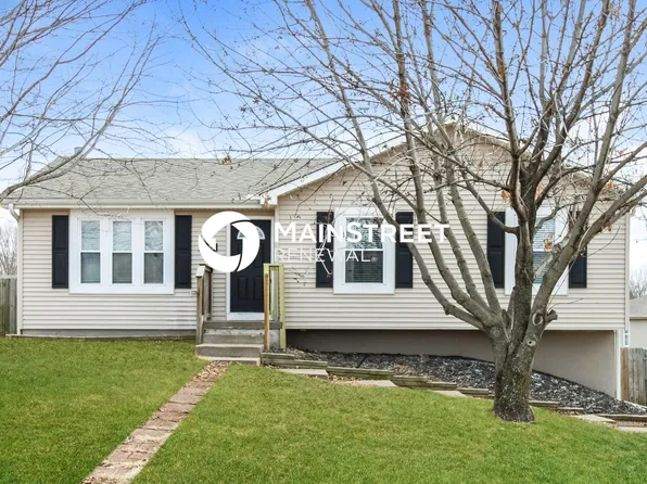 1705 N Blue Mills Rd, Independence, MO 64056