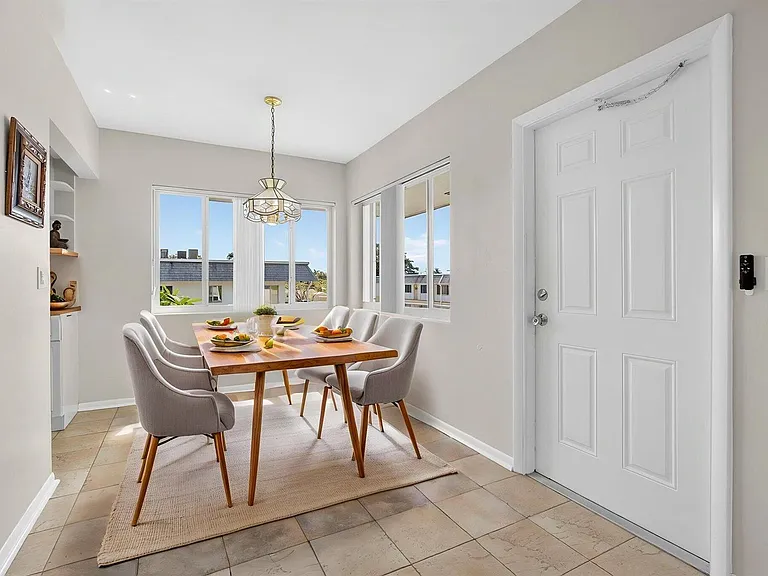3402 Cynthia Ln #201 — Photo 14