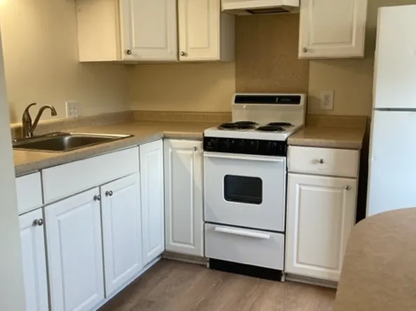 497 Broadway St #204, Providence, RI 02909