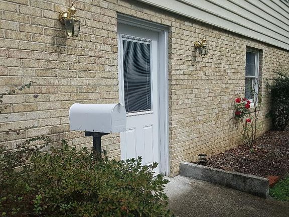 3rd image of 4207 Vicki Ct #Basement