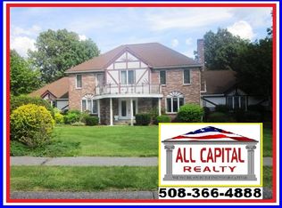 5 Edgewood Rd, Westborough, MA 01581