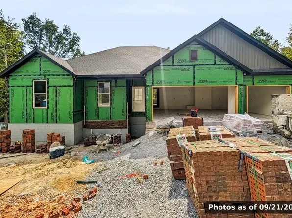 12 Tarbolten Ln, Bella Vista, AR 72715