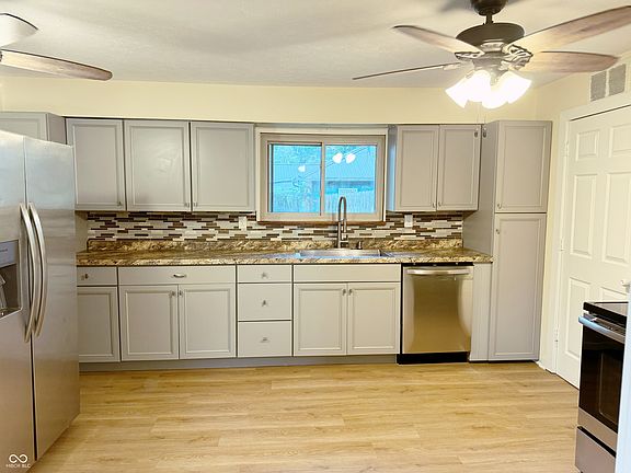 5th image of 55 Buisdale Dr