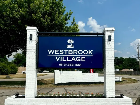 5929 Rainbow Hill Dr, Cleves, OH 45002