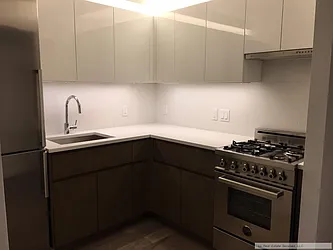 Rented by LL Real Estate Services