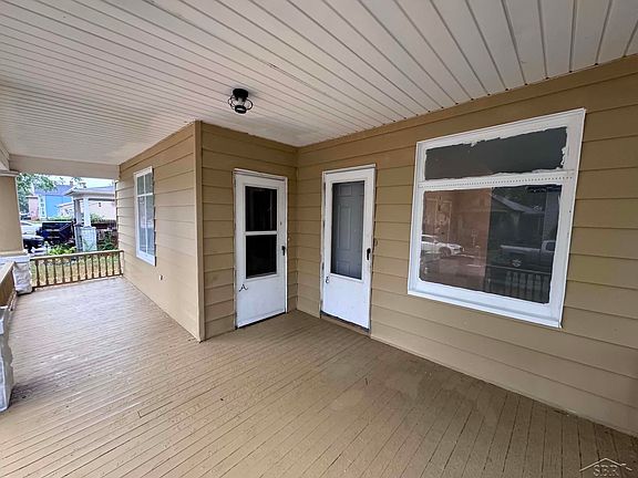 5th image of 504 N Monroe St