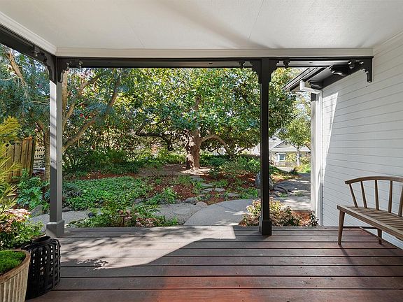 5th image of 313 Florence Avenue