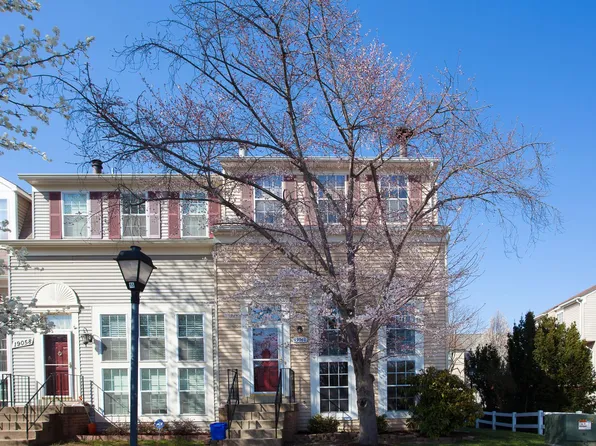 19060 Cherry Bend Dr, Germantown, MD 20874