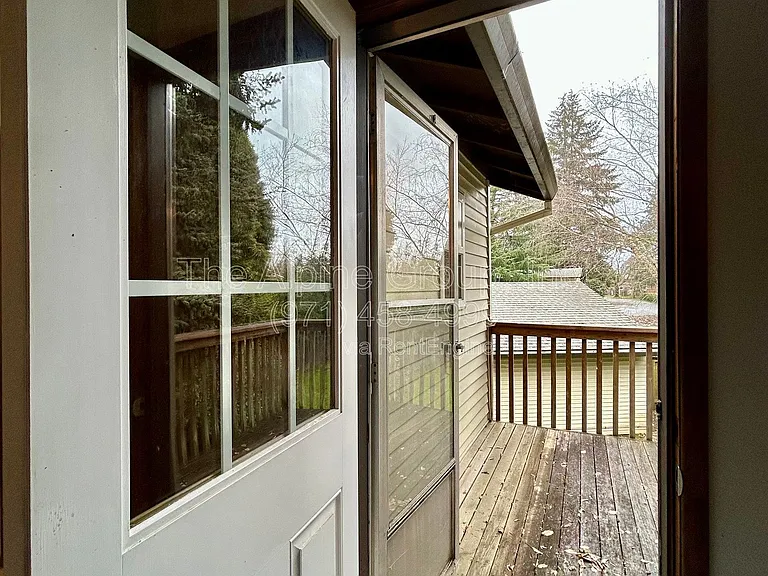 5462 SW Murray Blvd — Photo 21