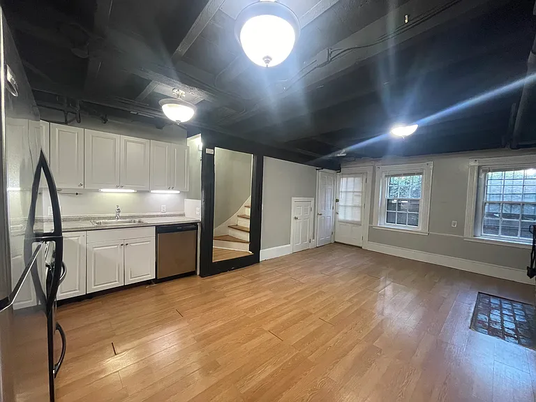 2 Champney Pl #3 — Photo 2