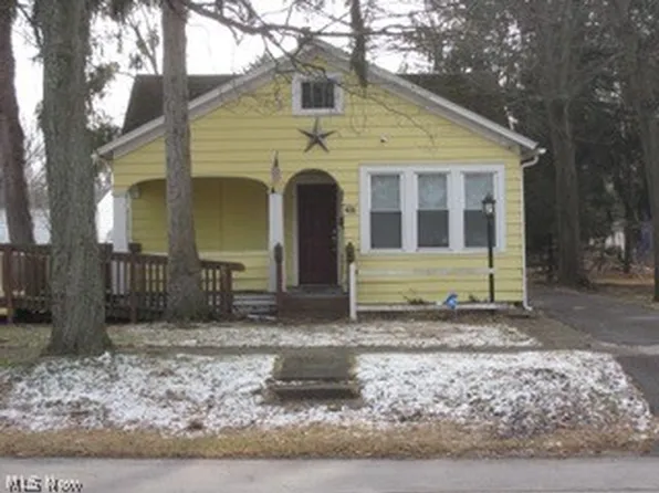414 Dodge St, Kent, OH 44240