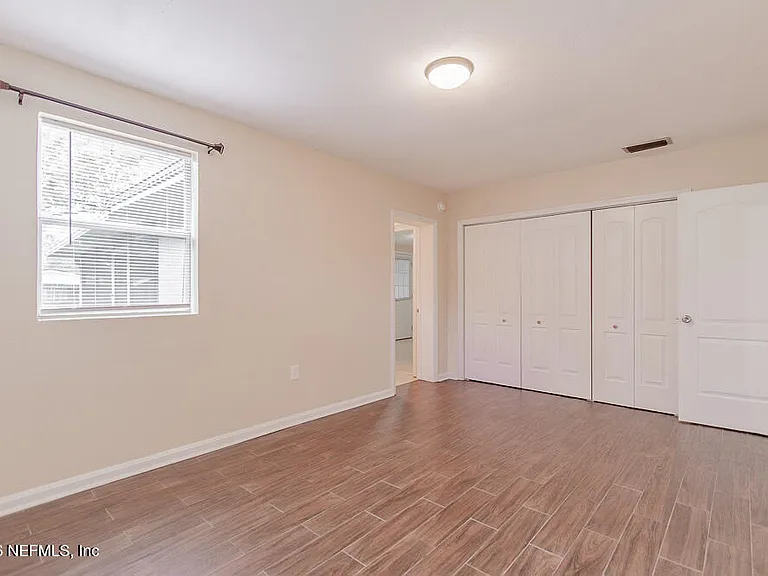 848 Glynlea Rd — Photo 16