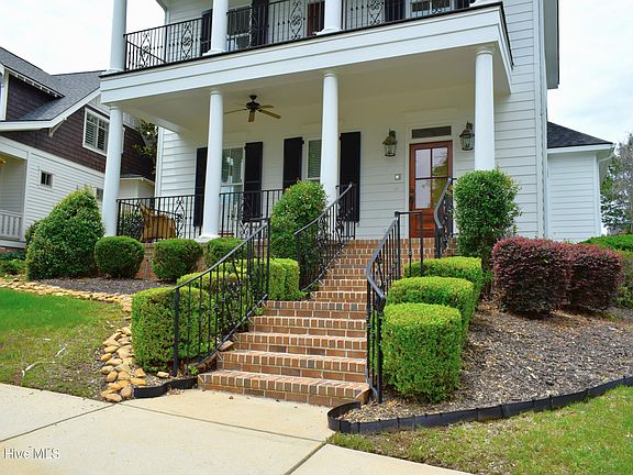 4th image of 908 Big Oak Circle