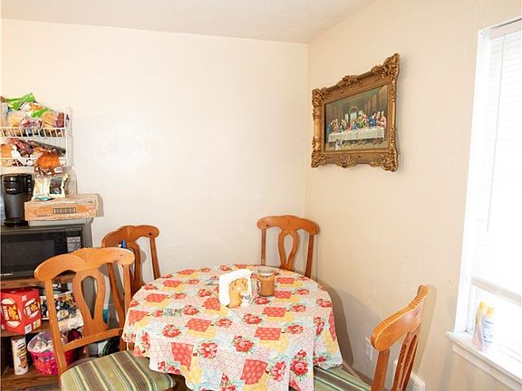 5th image of 5303 Beach Dr