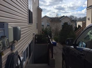 80 Santa Monica Ln, Staten Island, NY 10309