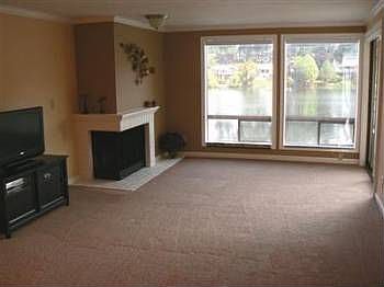 3rd image of 19524 Echo Lake Pl N APT A202