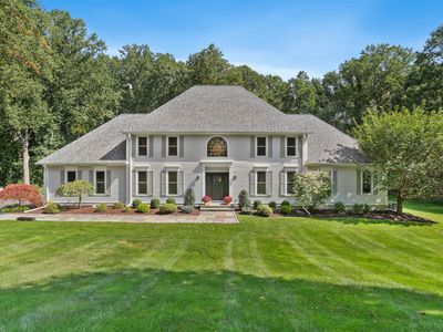 580 Rolling Hills Dr, Fairfield, CT, 06824
