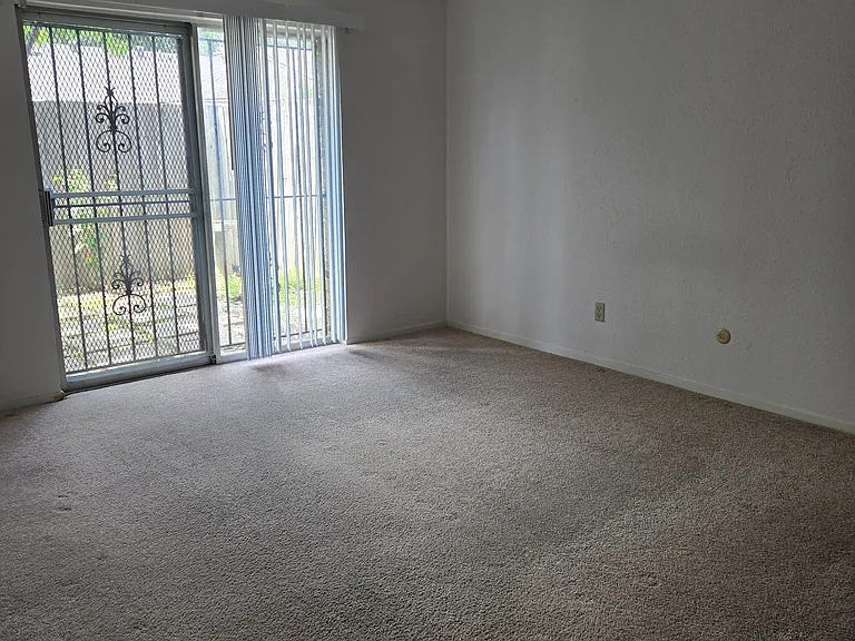 7520 Highmont St — Photo 8