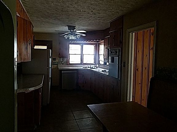 5th image of 3050 S Wildwood Dr