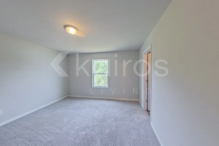 248 York Ln — Photo 14