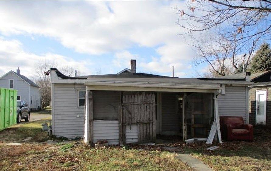 2nd image of 1206 Willard St