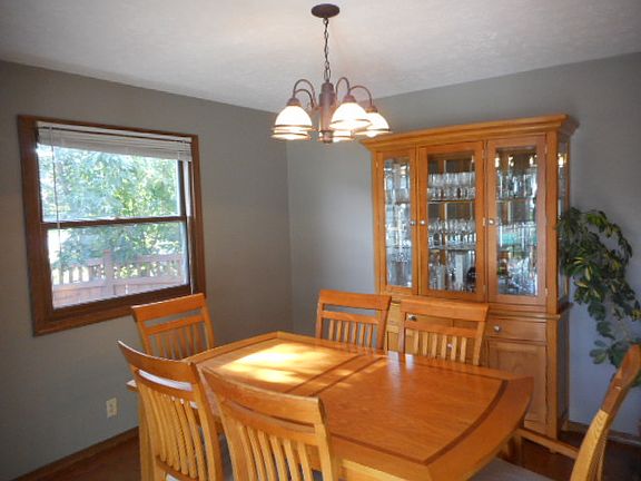 2nd image of 5897 Hodgman Dr
