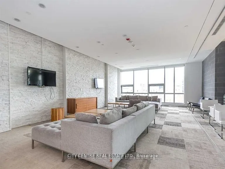 365 Prince Of Wales Dr #601 — Photo 34